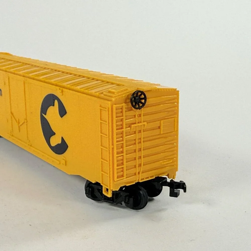 Vintage Bachmann HO Chessie System B&O 11098 Steel Plug Door Box Car Train